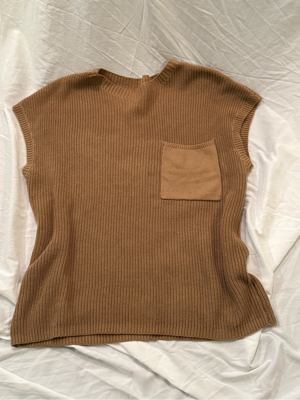 Sleeveless Knit Pocket Sweater Vest - Camel